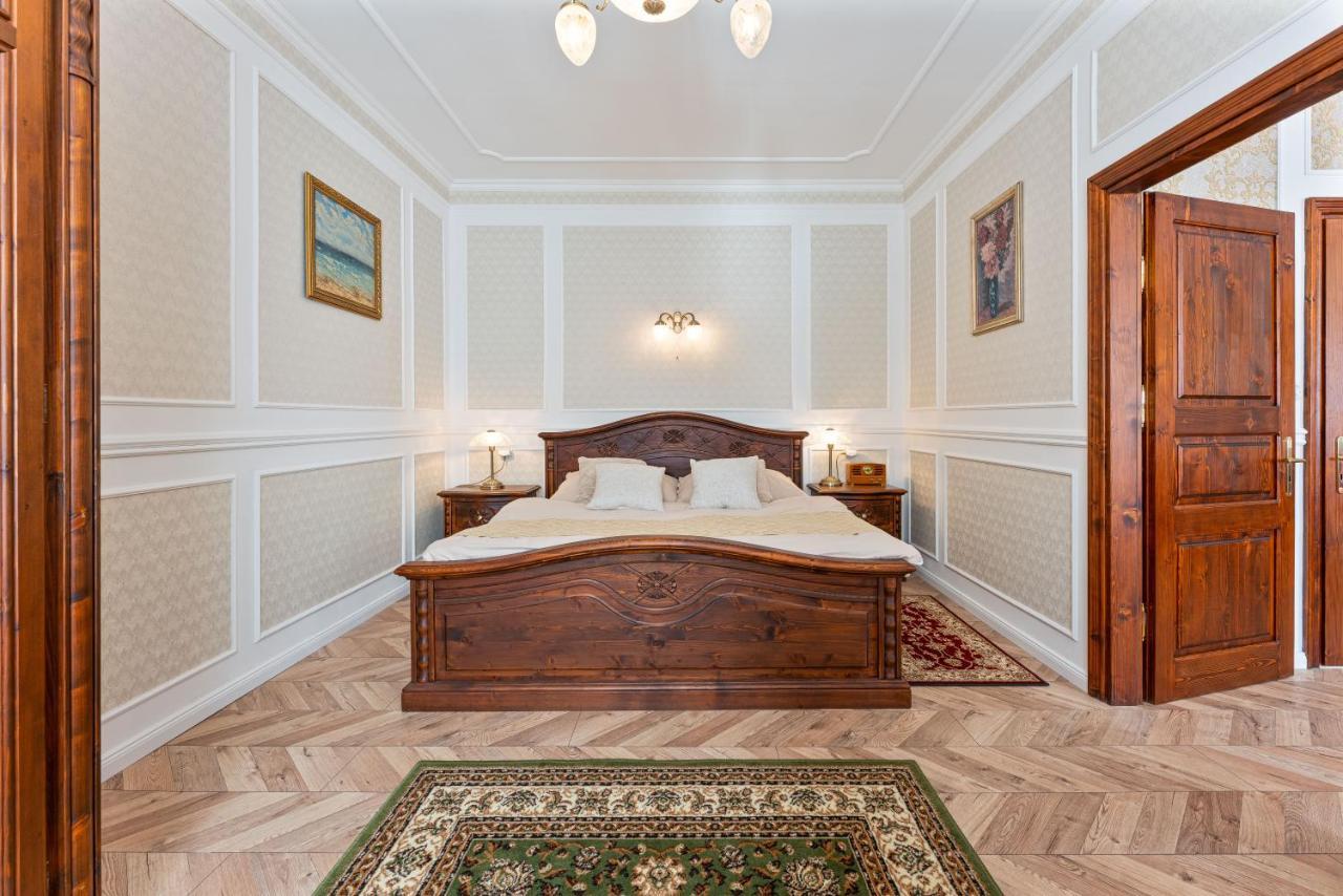 Villa Libosad Jičín エクステリア 写真